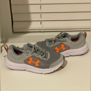 Under Armour Kids Sneakers in Gray and Neon Orange